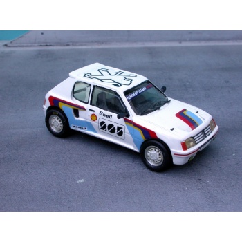 peugeot205t16presentationprovencemoulage-45-1